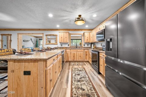Villa ou maison à vendre à Daytona Beach, Floride: 3 chambres, 219.34 m2 № 2266496 - photo 5