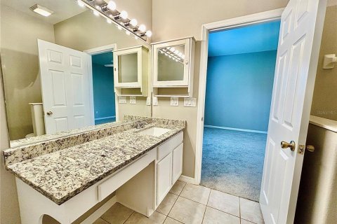 Villa ou maison à louer à Lake Mary, Floride: 3 chambres, 144 m2 № 2376819 - photo 12