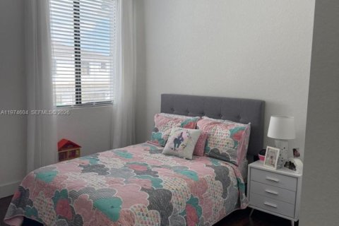 Townhouse in Homestead, Florida 3 bedrooms, 142.14 sq.m. № 2036029 - photo 15