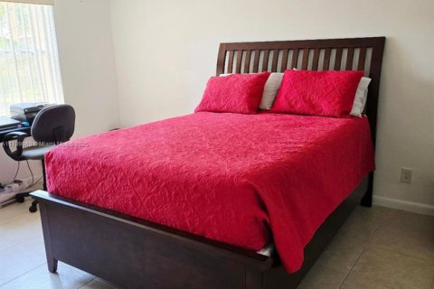 Condo in Sunrise, Florida, 1 bedroom  № 1752433 - photo 8