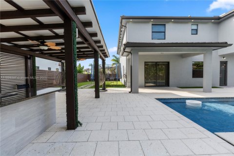 Villa ou maison à vendre à Miami Lakes, Floride: 4 chambres, 264.49 m2 № 1951265 - photo 21