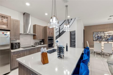 Villa ou maison à vendre à Miami Lakes, Floride: 4 chambres, 264.49 m2 № 1951265 - photo 11
