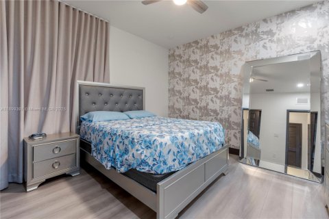 Villa ou maison à vendre à Miami Lakes, Floride: 4 chambres, 264.49 m2 № 1951265 - photo 29