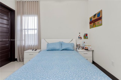 Villa ou maison à vendre à Miami Lakes, Floride: 4 chambres, 264.49 m2 № 1951265 - photo 17