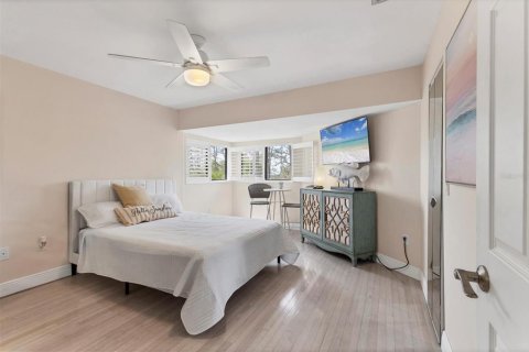 Townhouse in Tarpon Springs, Florida 2 bedrooms, 108.7 sq.m. № 1776947 - photo 22