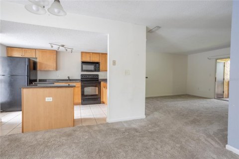 Condo in Gainesville, Florida, 1 bedroom  № 1250903 - photo 9