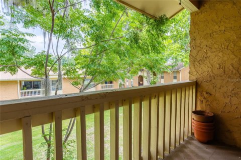 Condo in Gainesville, Florida, 1 bedroom  № 1250903 - photo 18