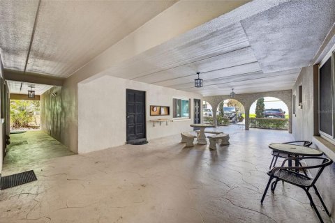 Condo in Winter Park, Florida, 1 bedroom  № 2156415 - photo 21