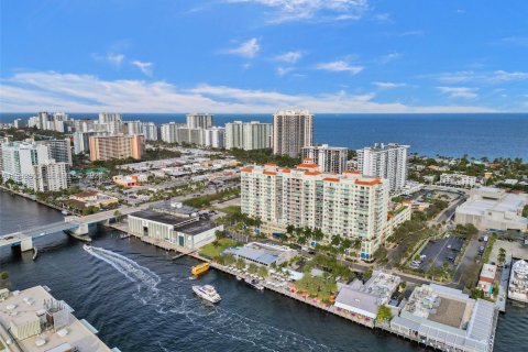 Copropriété à vendre à Fort Lauderdale, Floride: 3 chambres, 140.28 m2 № 2056037 - photo 2