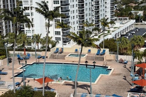 Copropriété à vendre à Fort Lauderdale, Floride: 3 chambres, 140.28 m2 № 2056037 - photo 30