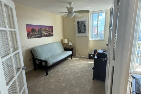 Copropriété à vendre à Fort Lauderdale, Floride: 3 chambres, 140.28 m2 № 2056037 - photo 23