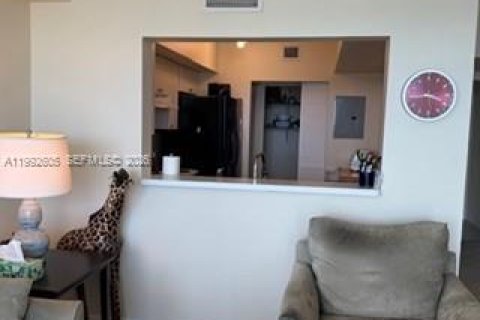 Copropriété à vendre à Fort Lauderdale, Floride: 3 chambres, 140.28 m2 № 2056037 - photo 9