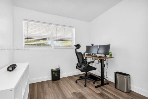 Villa ou maison à vendre à Fort Lauderdale, Floride: 3 chambres, 95.78 m2 № 2033311 - photo 10