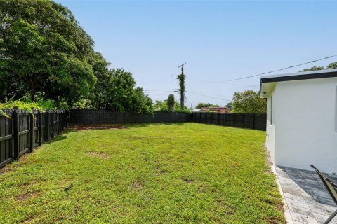 Villa ou maison à vendre à Fort Lauderdale, Floride: 3 chambres, 95.78 m2 № 2033311 - photo 19