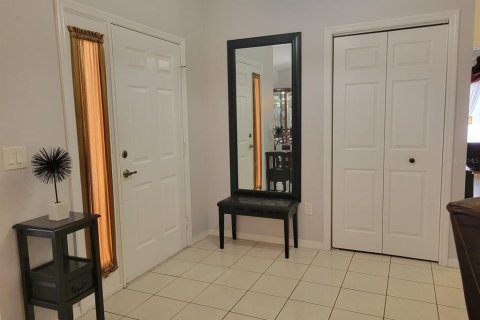 Casa en alquiler en New Port Richey, Florida, 3 dormitorios, 134.89 m2 № 1900626 - foto 4