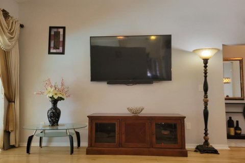 Casa en alquiler en New Port Richey, Florida, 3 dormitorios, 134.89 m2 № 1900626 - foto 8