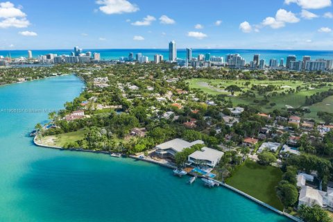 Land in Miami Beach, Florida № 1956860 - photo 7