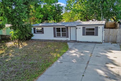 House in Seminole, Florida 3 bedrooms, 93.27 sq.m. № 2116035 - photo 27