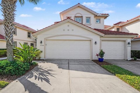 Copropriété à vendre à Port Charlotte, Floride: 2 chambres, 151.06 m2 № 2398541 - photo 2