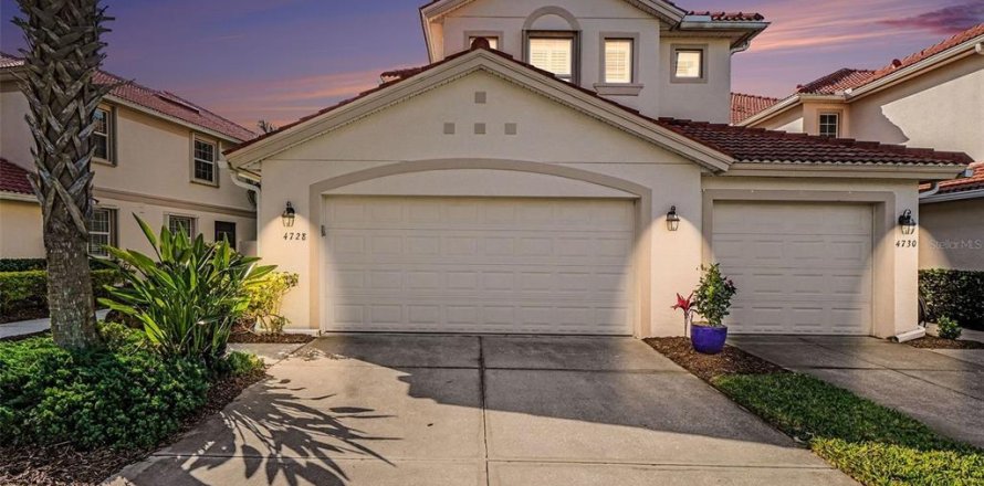 Condo à Port Charlotte, Floride, 2 chambres  № 2398541
