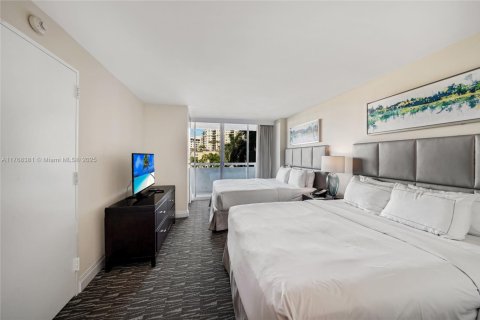 Купить отель в Форт-Лодердейл, Флорида 1 спальня, 51.47м2, № 2050773 - фото 17