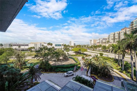 Купить отель в Форт-Лодердейл, Флорида 1 спальня, 51.47м2, № 2050773 - фото 26