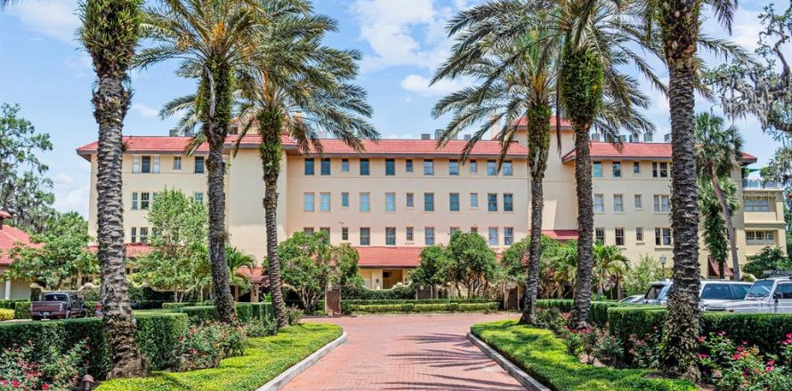 Condominio en Winter Park, Florida, 3 dormitorios № 1771297