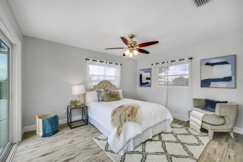Casa en venta en Apollo Beach, Florida, 3 dormitorios, 125.23 m2 № 1913301 - foto 13