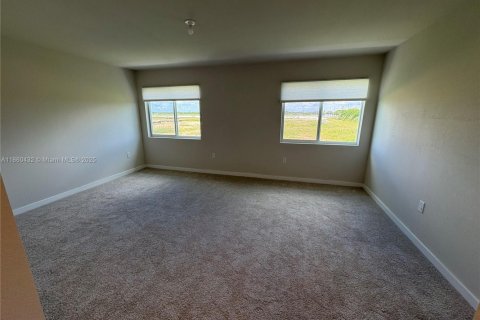 Townhouse in Florida City, Florida 3 bedrooms № 1887721 - photo 14