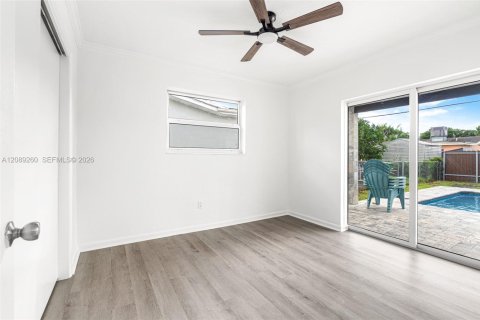 House in Miramar, Florida 3 bedrooms, 117.99 sq.m. № 2365949 - photo 29