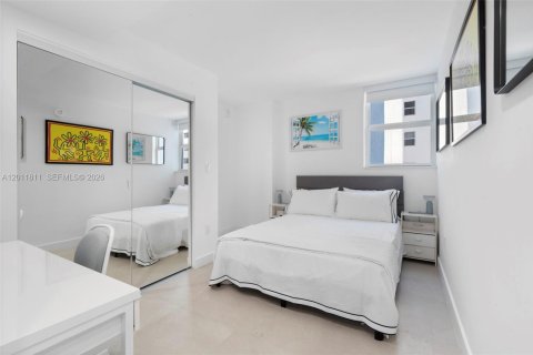 Condo in Miami Beach, Florida, 2 bedrooms № 2075393 - photo 10