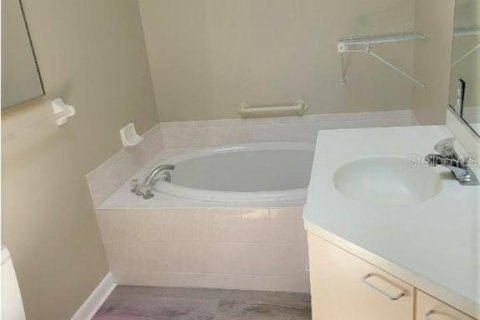 Condominio en alquiler en Nokomis, Florida, 2 dormitorios, 138.7 m2 № 1870641 - foto 26