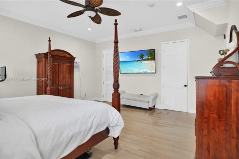 Casa en venta en Miami, Florida, 3 dormitorios, 171.31 m2 № 1957156 - foto 17