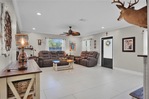 Casa en venta en Miami, Florida, 3 dormitorios, 171.31 m2 № 1957156 - foto 20