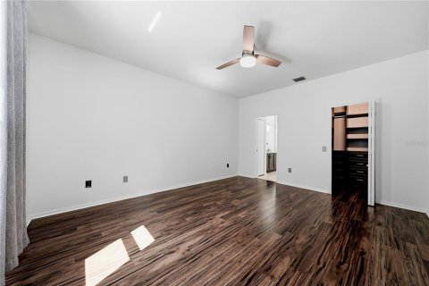 House in Wesley Chapel, Florida 4 bedrooms, 222.04 sq.m. № 2220118 - photo 28