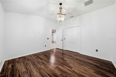 House in Wesley Chapel, Florida 4 bedrooms, 222.04 sq.m. № 2220118 - photo 23