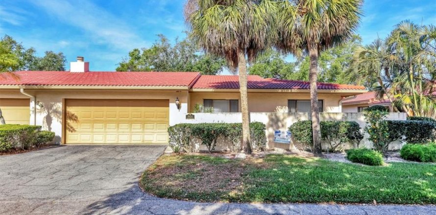 House in Bradenton, Florida 3 bedrooms, 219.16 sq.m. № 1626516