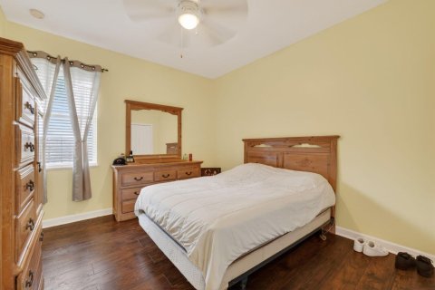 House in Port St. Lucie, Florida 3 bedrooms, 159.98 sq.m. № 2084166 - photo 29
