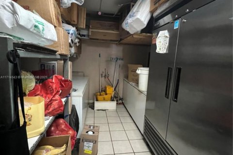 Immobilier commercial à vendre à Cutler Bay, Floride № 1984985 - photo 16