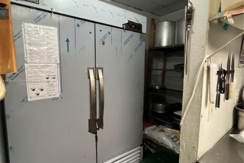 Immobilier commercial à vendre à Cutler Bay, Floride № 1984985 - photo 17