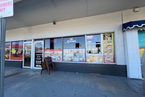 Immobilier commercial à vendre à Cutler Bay, Floride № 1984985 - photo 2