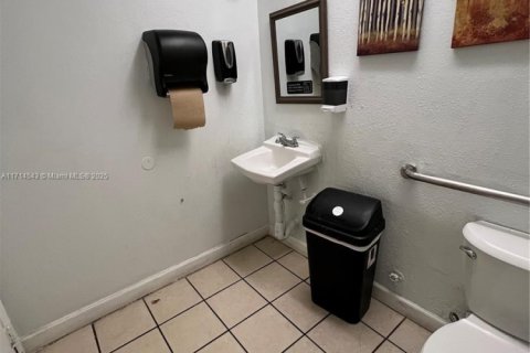 Immobilier commercial à vendre à Cutler Bay, Floride № 1984985 - photo 22