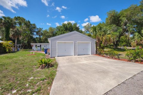 House in Fort Myers, Florida 3 bedrooms, 184.69 sq.m. № 1773419 - photo 7