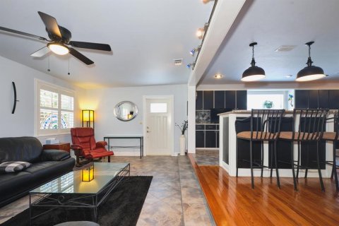 House in Fort Myers, Florida 3 bedrooms, 184.69 sq.m. № 1773419 - photo 12