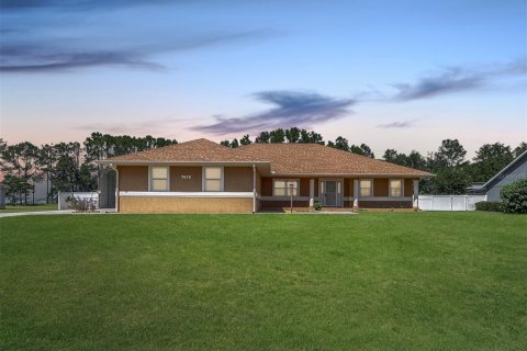 Villa ou maison à vendre à Belleview, Floride: 3 chambres, 212.28 m2 № 1904644 - photo 1