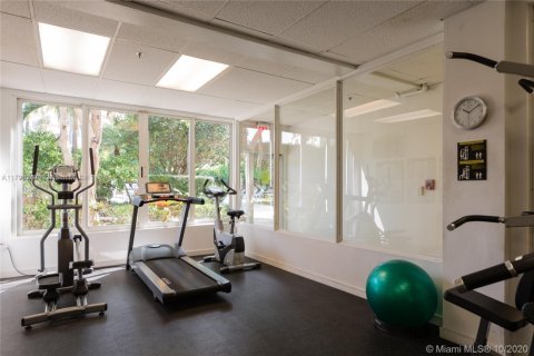 Condominio en venta en Miami Beach, Florida, 24.15 m2 № 1708859 - foto 14