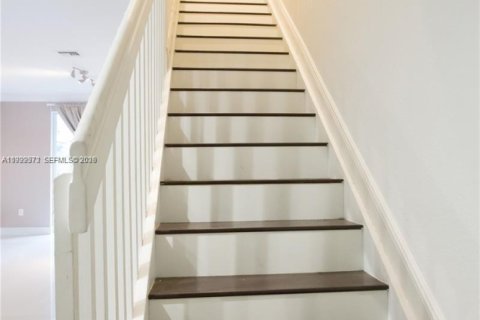 Adosado en venta en Miramar, Florida, 2 dormitorios, 98.1 m2 № 2058247 - foto 5