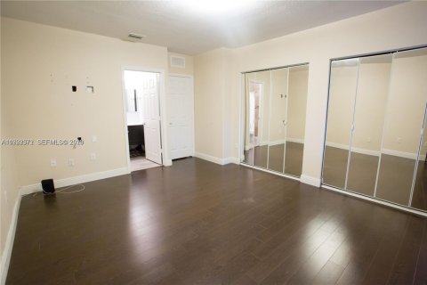 Adosado en venta en Miramar, Florida, 2 dormitorios, 98.1 m2 № 2058247 - foto 7