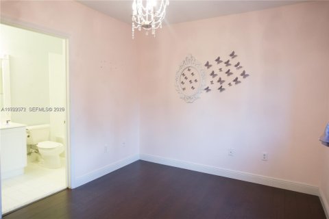 Adosado en venta en Miramar, Florida, 2 dormitorios, 98.1 m2 № 2058247 - foto 9