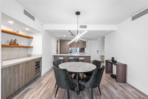 Copropriété à vendre à Miami, Floride: 2 chambres, 116.41 m2 № 1957577 - photo 28